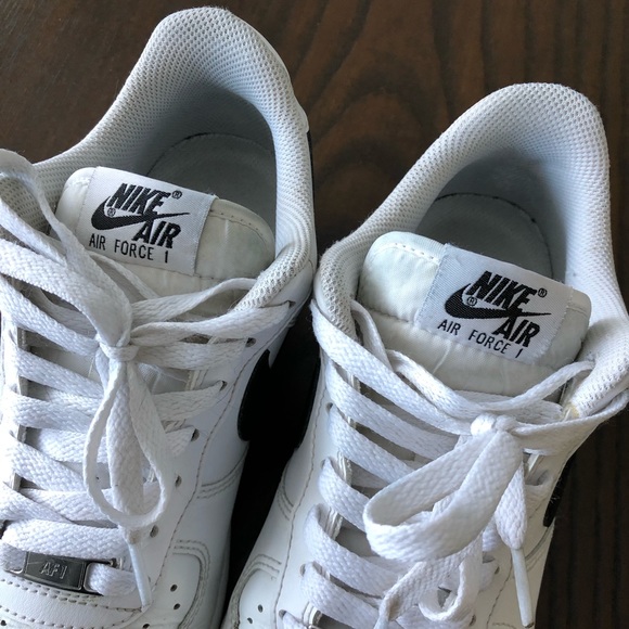 SOLD / NIKE Air Force 1 Low (6.5 men/8 women) - Picture 9 of 11